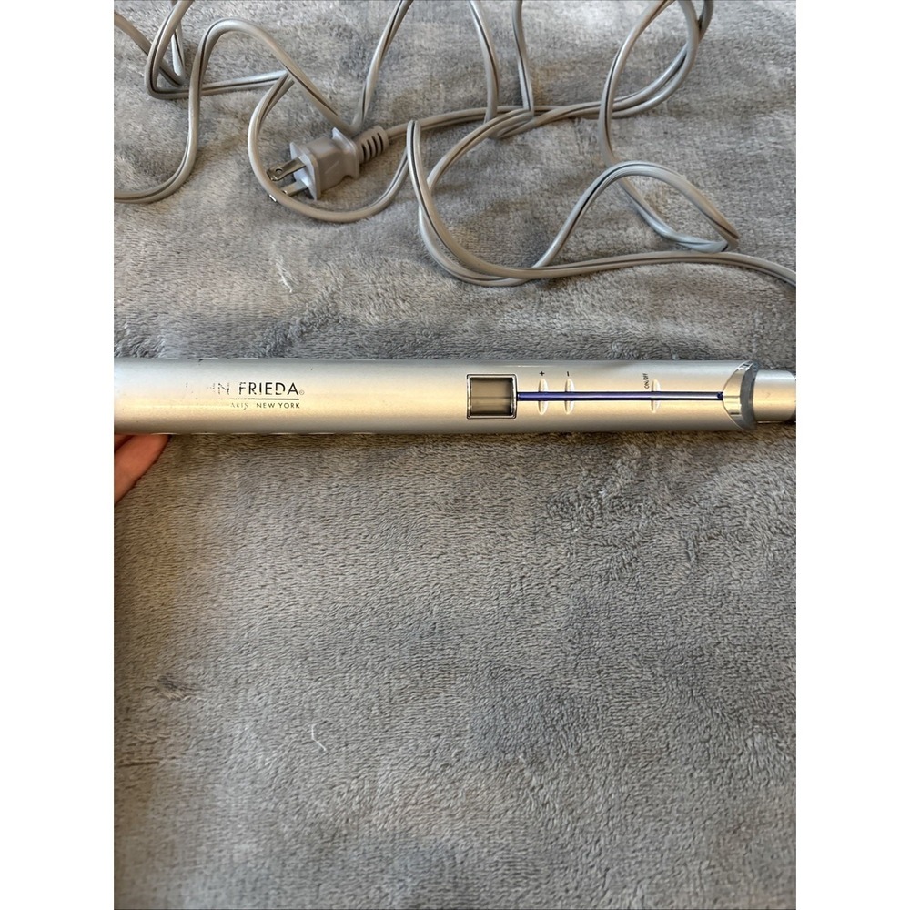 John Frieda Paris‎ NY Silver Ceramic Flat Iron Hair Straightener Digital LCD
